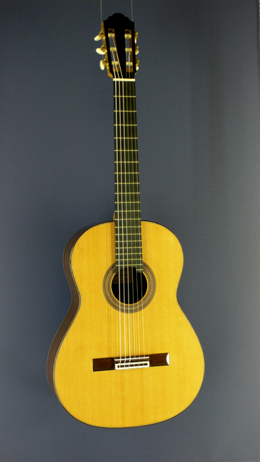 Daniele Chiesa Luthier guitar cedar, rosewood, scale 65 cm, 2009