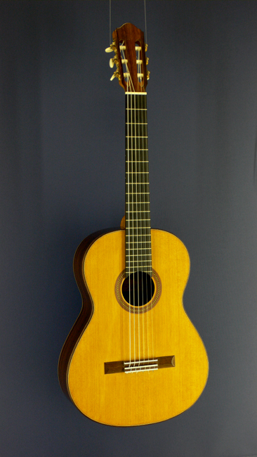 Rolf Eichinger luthier guitar cedar, rosewood, year 2007, scale 64 cm