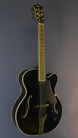 Höfner HCT-J17 Jazzgitarre, Fichte, Ahorn, Cutaway, schwarz, 1 Pickup