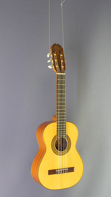 Juan Aguilera, Model niña 52, 1/4 children`s guitar, spruce, mahogany, scale 52 cm