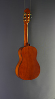 Lacuerda, Model chica 53/2, 1/2 children`s guitar, cedar, mahogany, scale 53 cm, back view