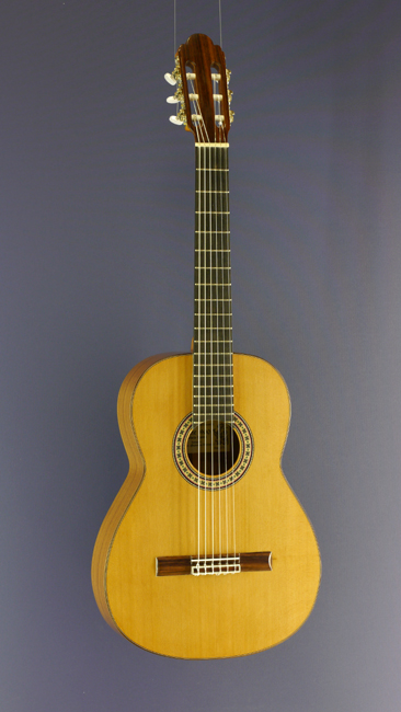 Vicente Sanchis, Model 1902, classical guitar cedar, walnut, scale 64 cm