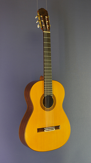 Antonio Marin Montero classical guitar, scale 65 cm , spruce, rosewood, year 1987