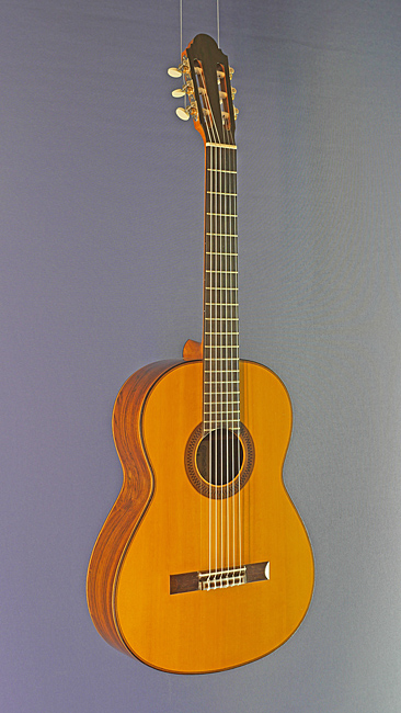 Antonio Marin Montero classical guitar, scale 65 cm , spruce, rosewood, year 1986