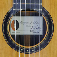 Rosette and label of guitar Eugenio Riba with cedar top and rosewood back and sides, year 2021