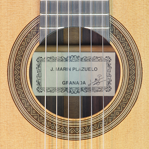 José Marin Plazuelo klassische Gitarre Zeder, Palisander, Mensur 65 cm, Baujahr 2017, Rosette, Schild