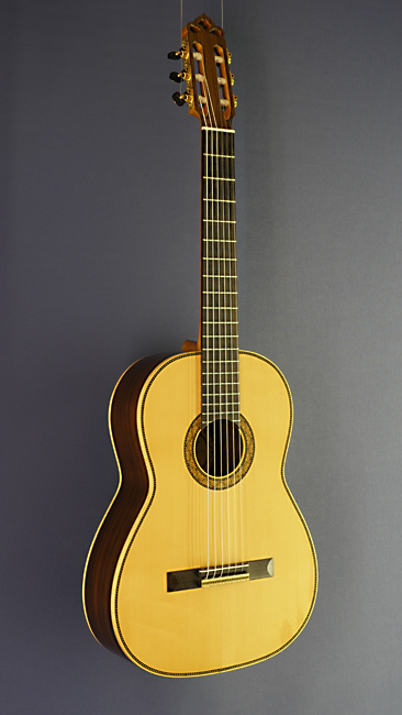 Sören Lischke Luthier Guitar built in 2017 with spruce top and back and sides made of rosewood, scale 65 cm