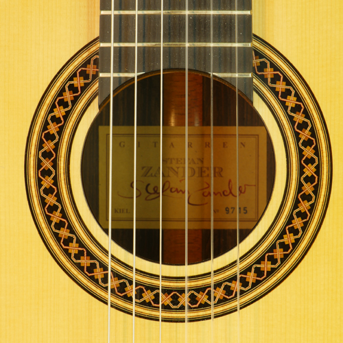 Rosette and label of a classical guitar with double top built by guitar maker Stefan Zander