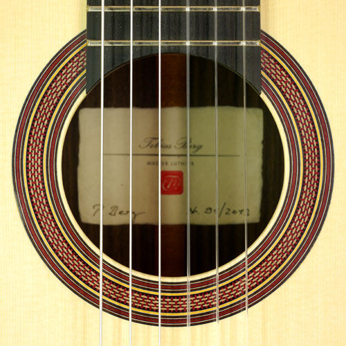 Rosette and label of a classical guitar built by guitar maker Tobias Berg