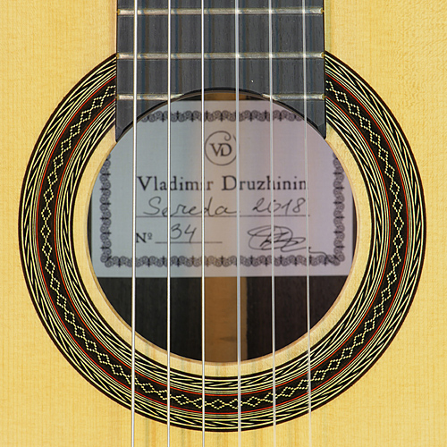 Vladimir Druzhinin Meistergitarre Fichte, Malaysian Blackwood, Mensur 65 cm, Baujahr 2018, Rosette, Schild