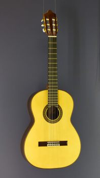 Juan Aguilera Gusto, vollmassive Gitarre aus Fichte und Palisander, spanische Konzertgitarre