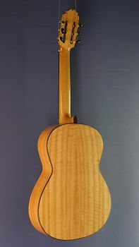 Ricardo Moreno C-M 63 cedar, 63 cm short scale, Spanish Guitar with solid cedar top and eucalyptus on back and sides, classical guitar , back view