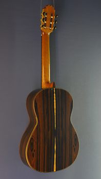 Ricardo Moreno C-Z 63 spruce,  63 cm short scale Spanish Guitar with solid spruce top and cyricote on back and sides, classical guitar  back view