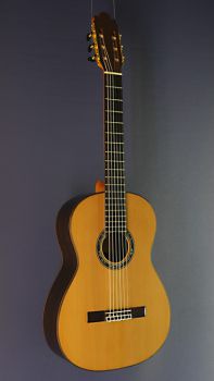 Ricardo Moreno Tarrega 63 Zeder, 63 cm kurze Mensur, vollmassive Gitarre aus Zeder und Palisander, spanische Konzertgitarre