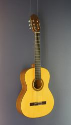 Juan Aguilera, niña 61, 7/8-Gitarre mit 61 cm kurzer Mensur und massiver Fichtendecke, spanische Konzertgitarre